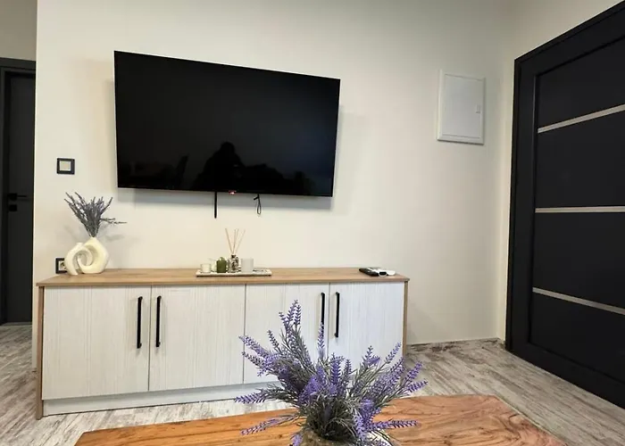 アパート Inos Prínos